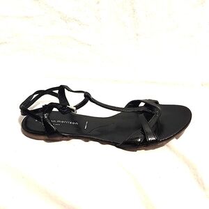 SIGERSON MORRISON Black Patent Leather Flat Sandals, size 7